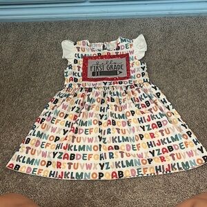 “Hello first grade” dress with alphabet lightweight size 7 white and colorful